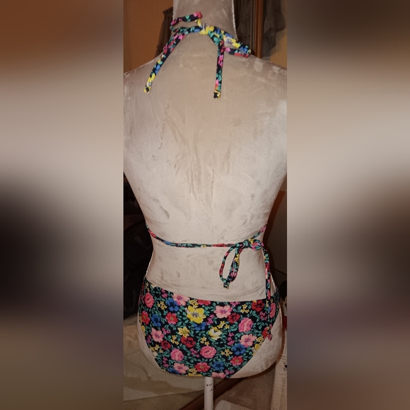 Festival Swim & Top Bundle | Forever 21 Floral Cutout + Aztec Bandeau - Picture 8 of 16